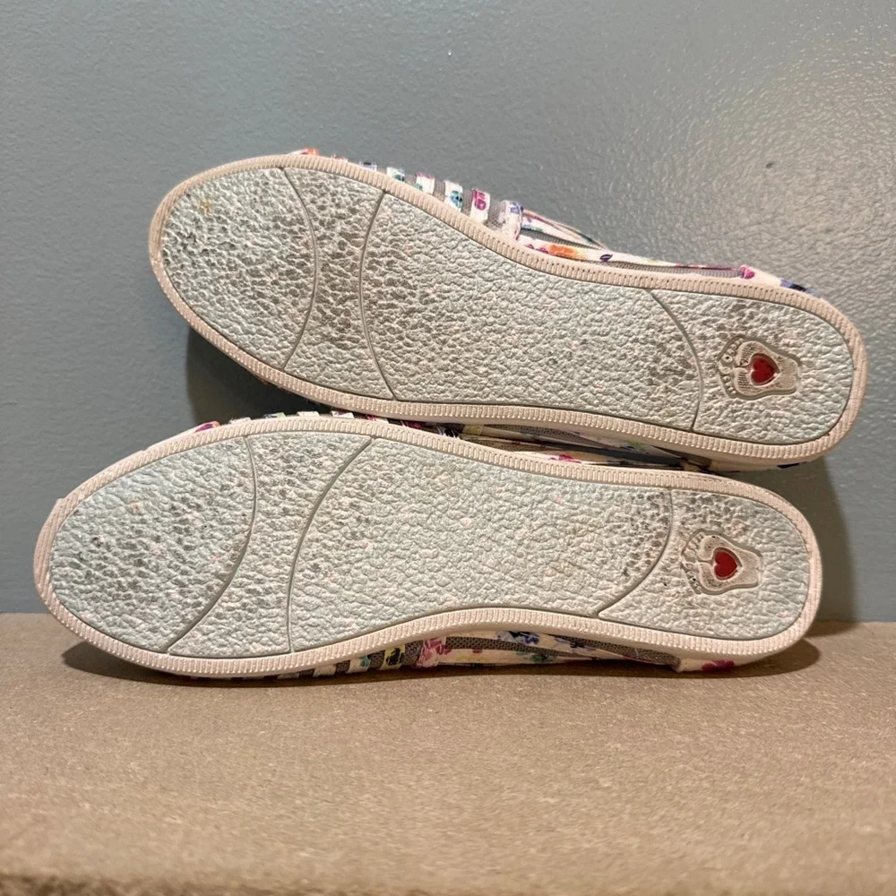 BOBS from Skechers Women's Floral Flats - Multicolor. Excellent Condition Used